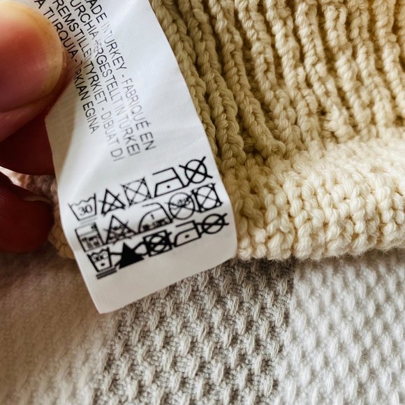 ZARA Men's Knitted Cream Colored Cotton Vest (Size: S-M) - Picture 7 of 7